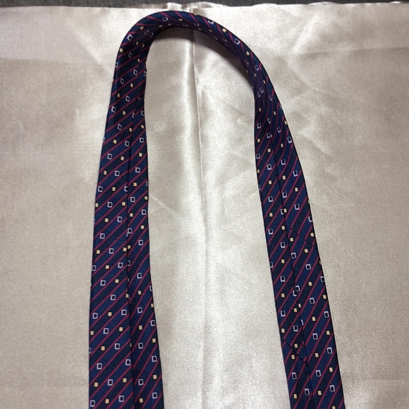 Gucci 100% Seta Silk Tie Made In Italy ๐ฎ๐น - Picture 9 of 14